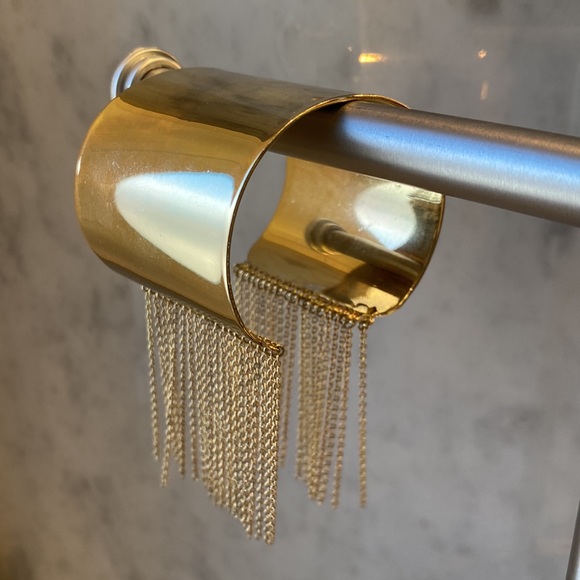 Gold tone fringe cuff - Picture 8 of 8